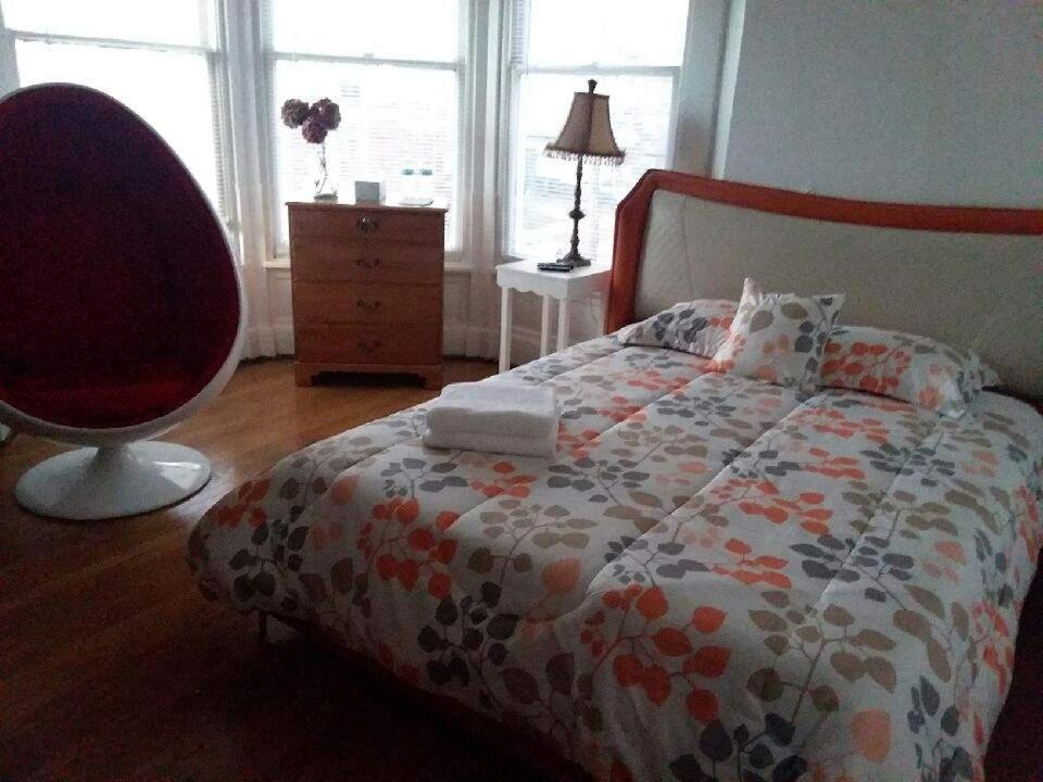 5 Star Victorian Mansion-Downtown No Locals Bed & Breakfast อีรี ภายนอก รูปภาพ
